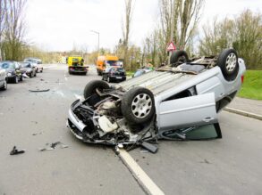 When to Hire an Attorney After a Car Accident