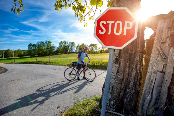 Do Bicycles Have to Stop at Stop Signs in Arizona?