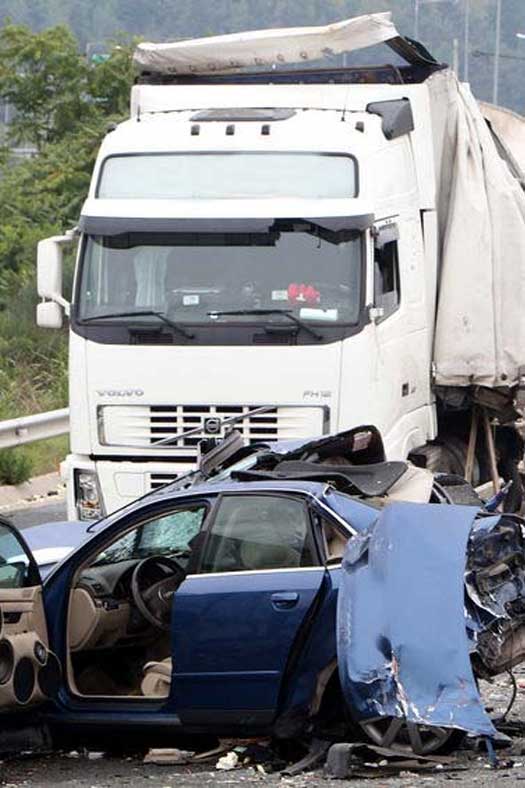 Truck Accident Lawyer Scottsdale